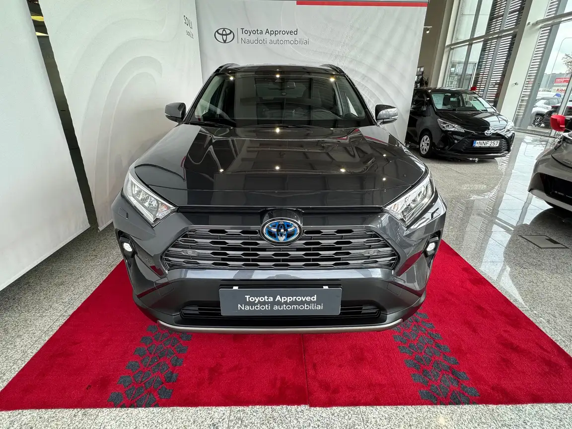 TOYOTA RAV4