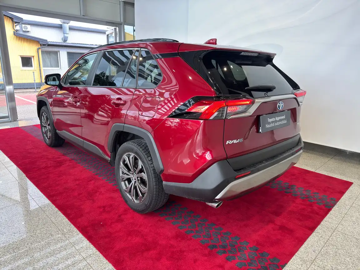 TOYOTA RAV4