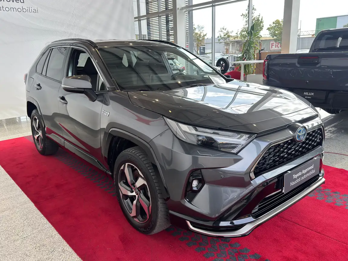 TOYOTA RAV4