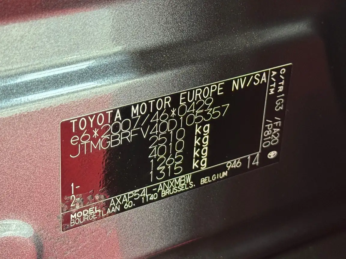 TOYOTA RAV4