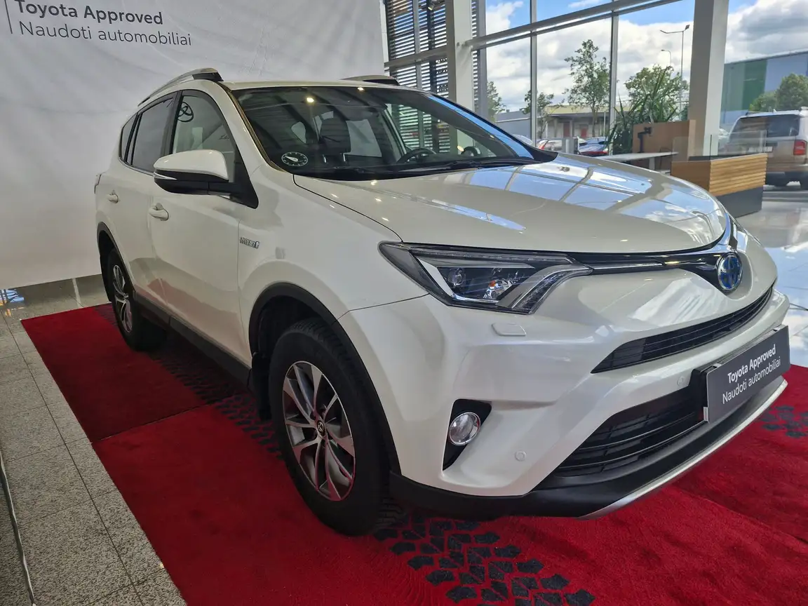 TOYOTA RAV4