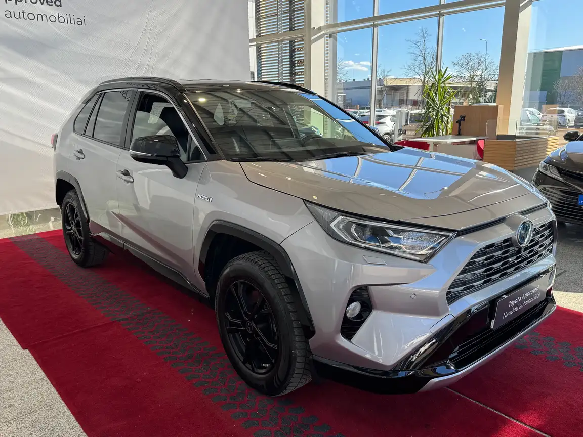 TOYOTA RAV4