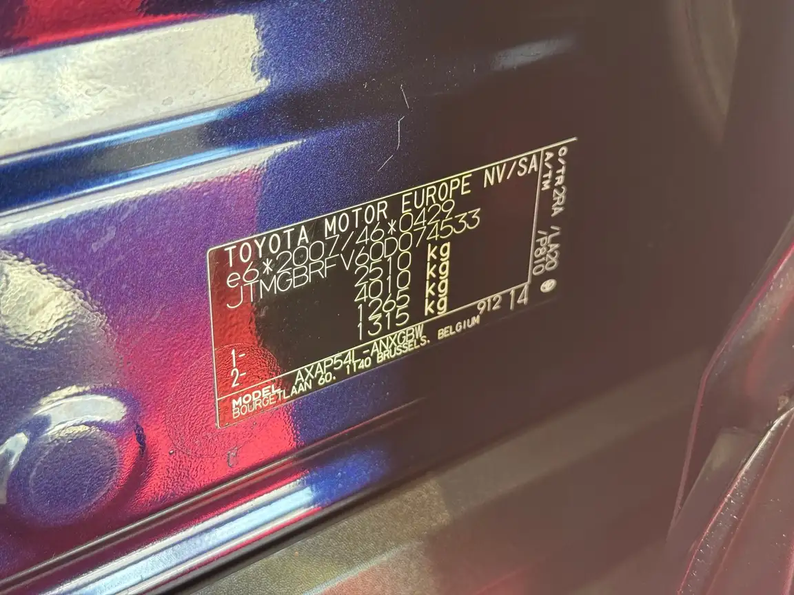TOYOTA RAV4