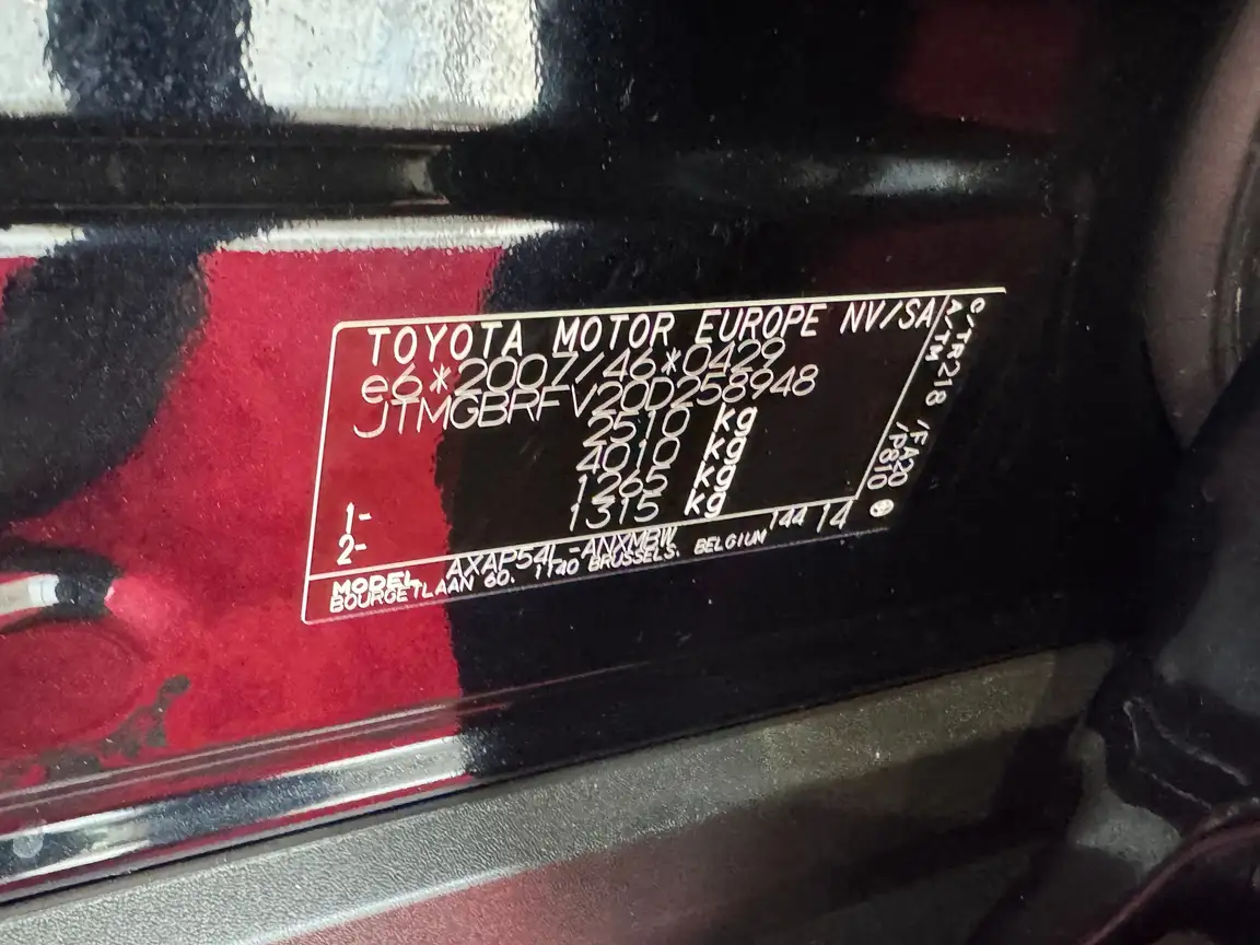 TOYOTA RAV4