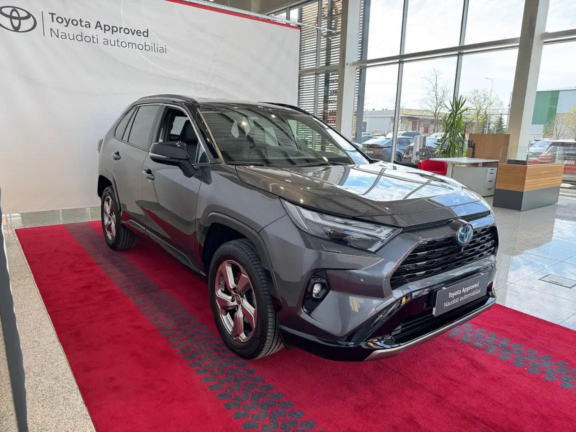 TOYOTA RAV4
