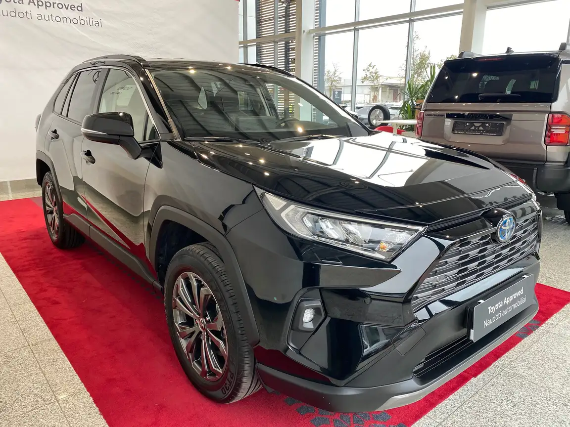 TOYOTA RAV4