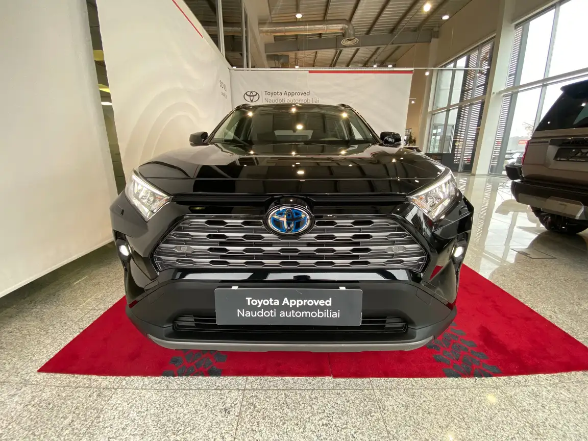 TOYOTA RAV4