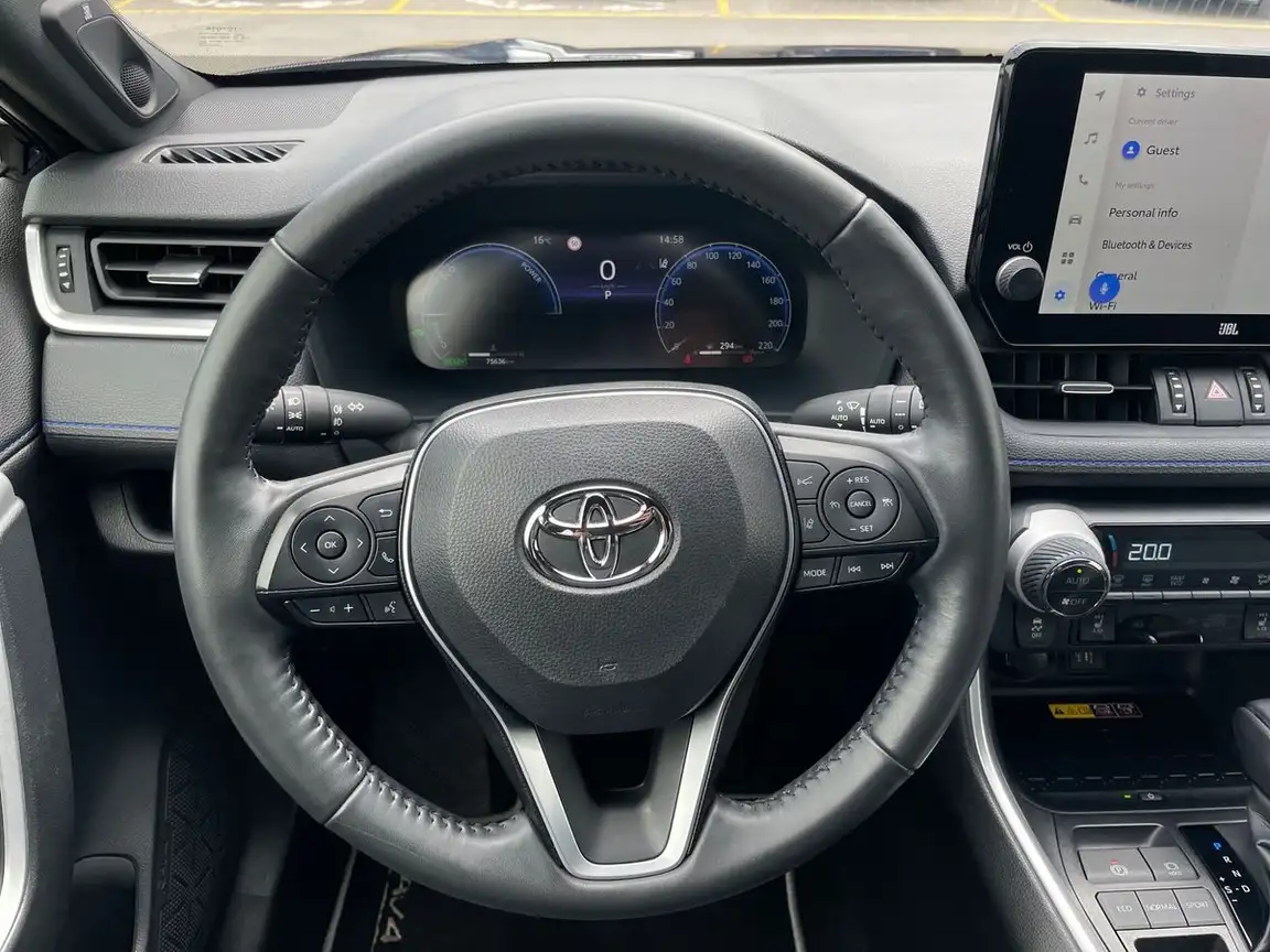 TOYOTA RAV4