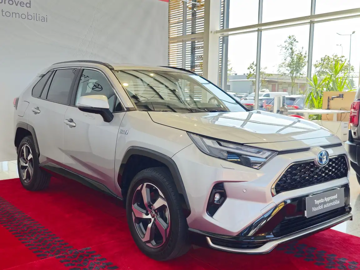 TOYOTA RAV4