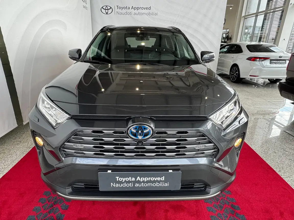 TOYOTA RAV4