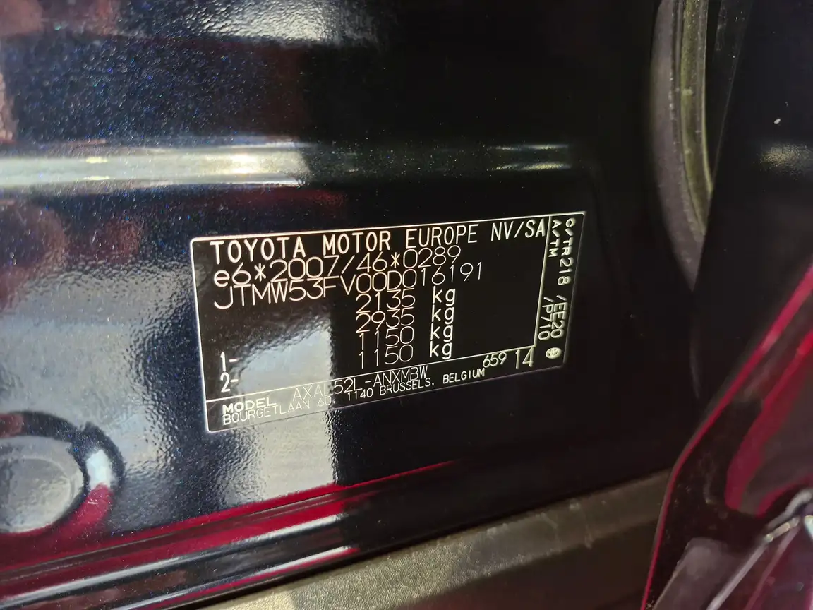 TOYOTA RAV4