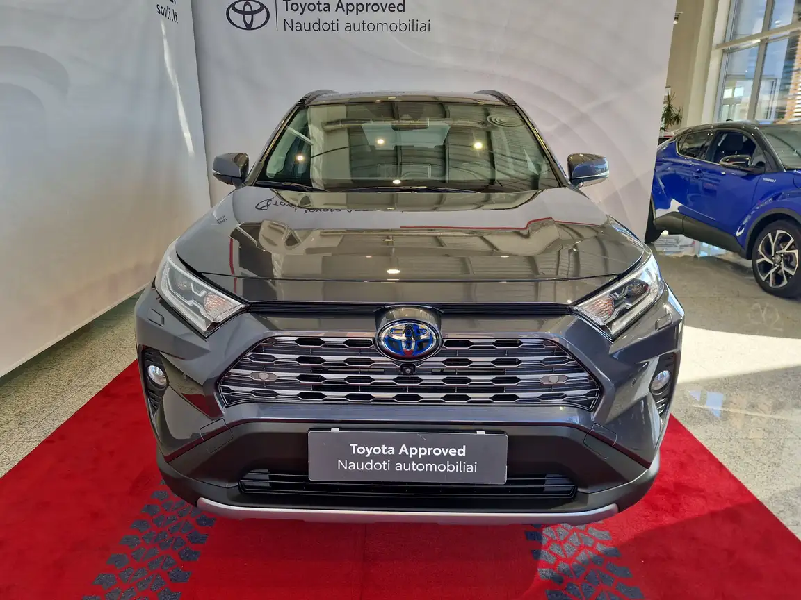 TOYOTA RAV4