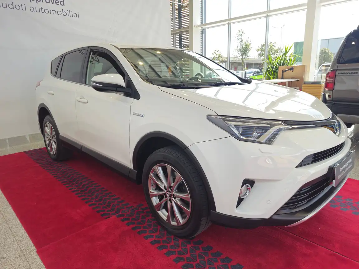 TOYOTA RAV4
