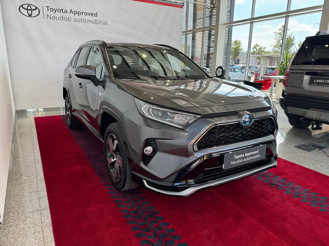 TOYOTA RAV4