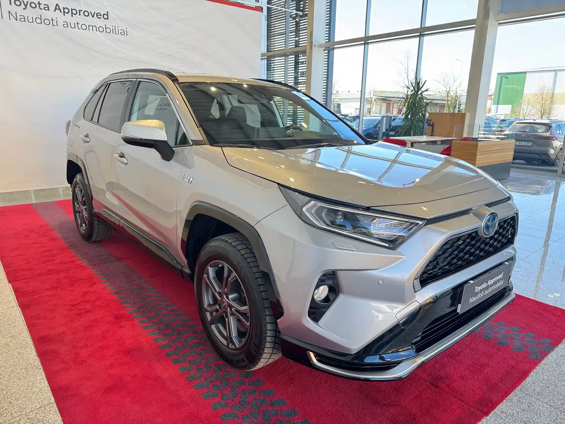 TOYOTA RAV4