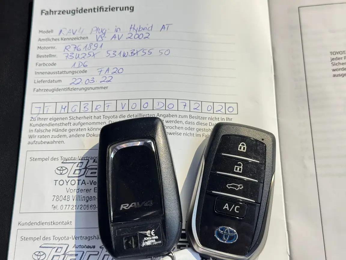 TOYOTA RAV4