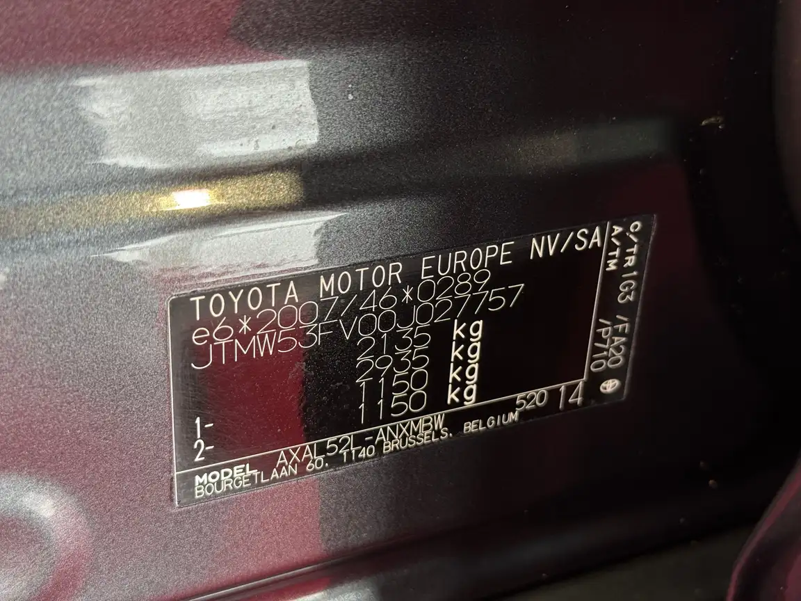 TOYOTA RAV4