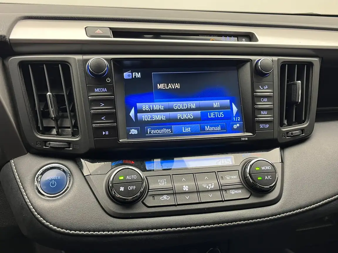 TOYOTA RAV4