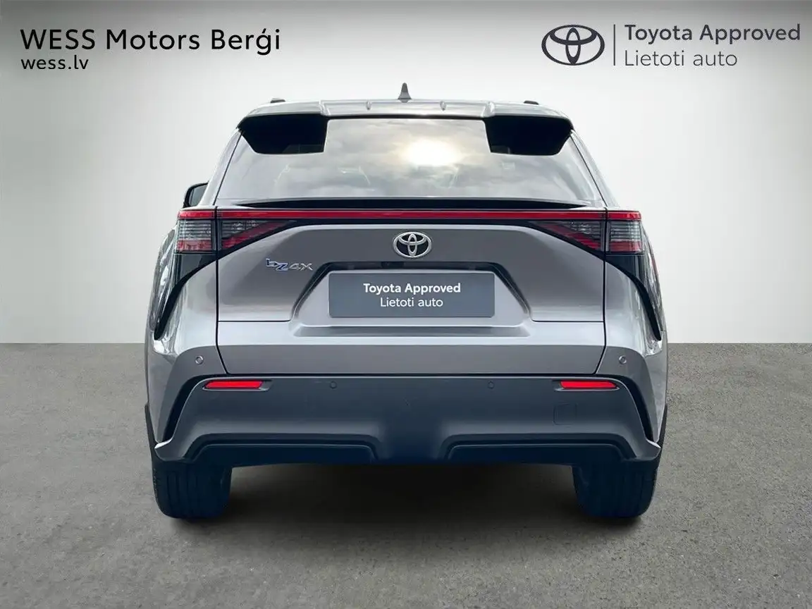 TOYOTA BZ4X