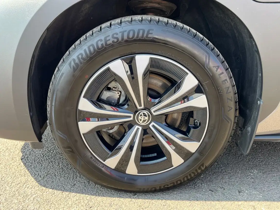 TOYOTA BZ4X