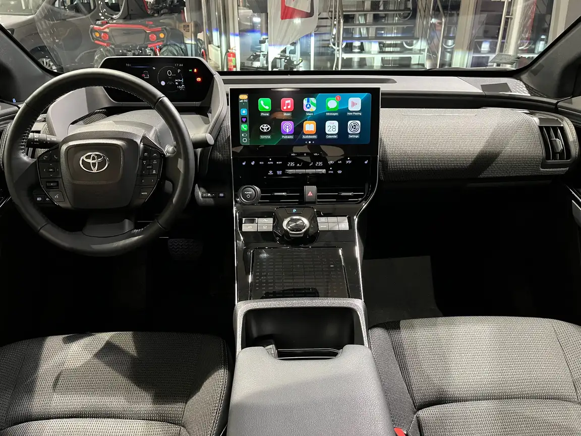 TOYOTA BZ4X