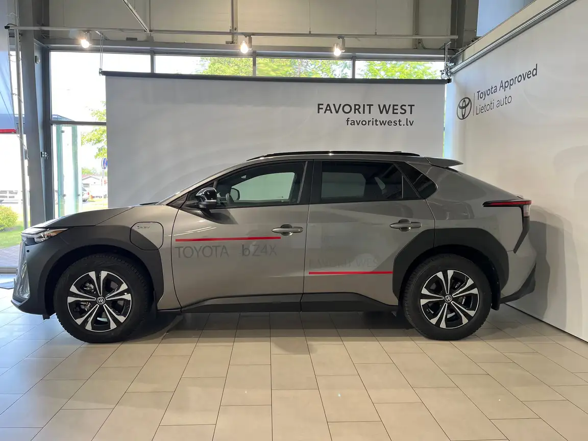 TOYOTA BZ4X