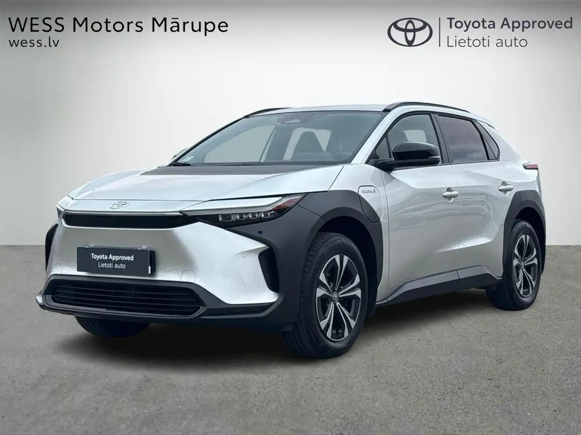 TOYOTA BZ4X