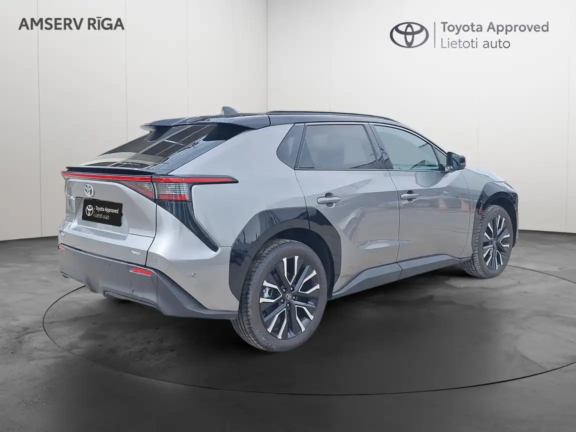 TOYOTA BZ4X