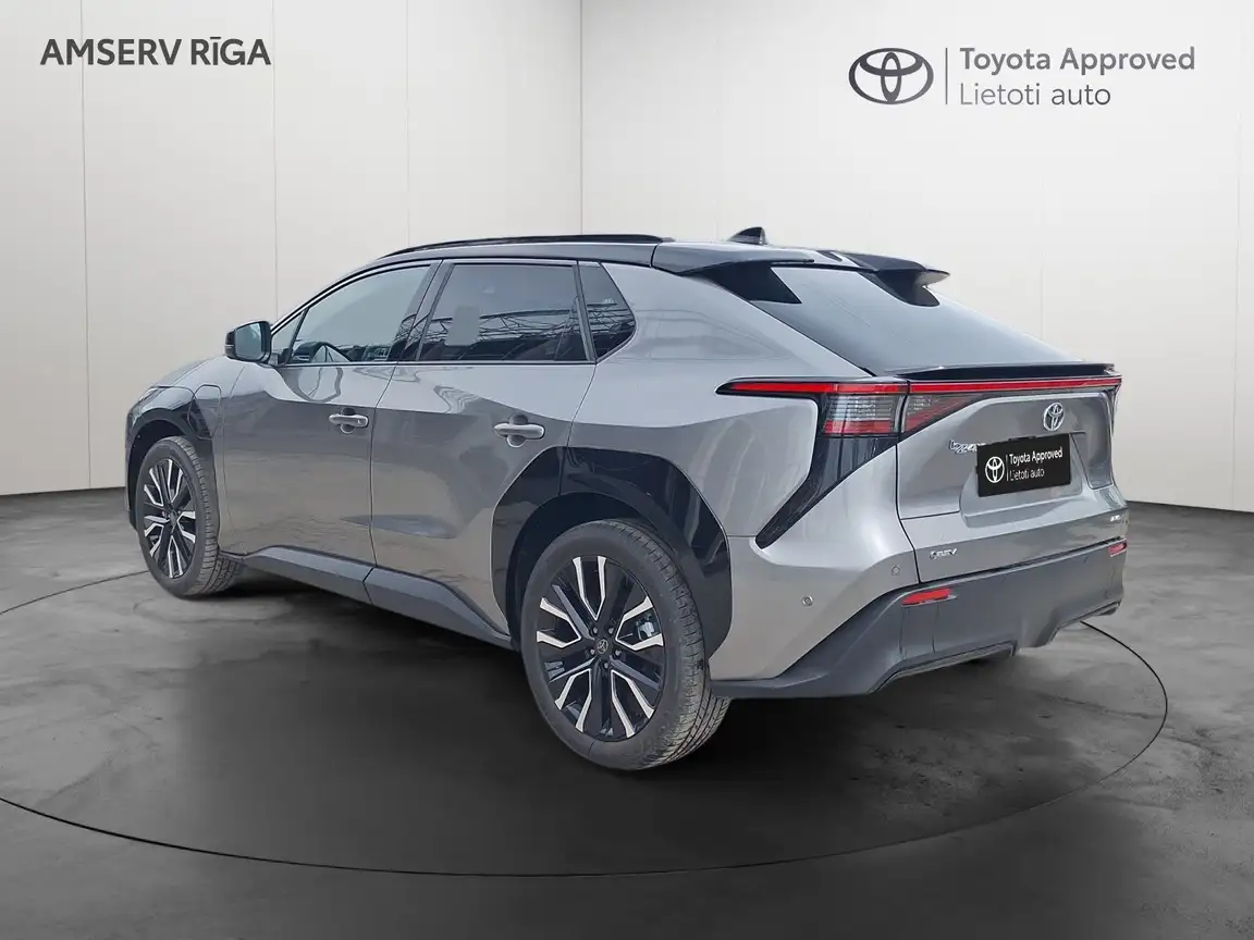 TOYOTA BZ4X