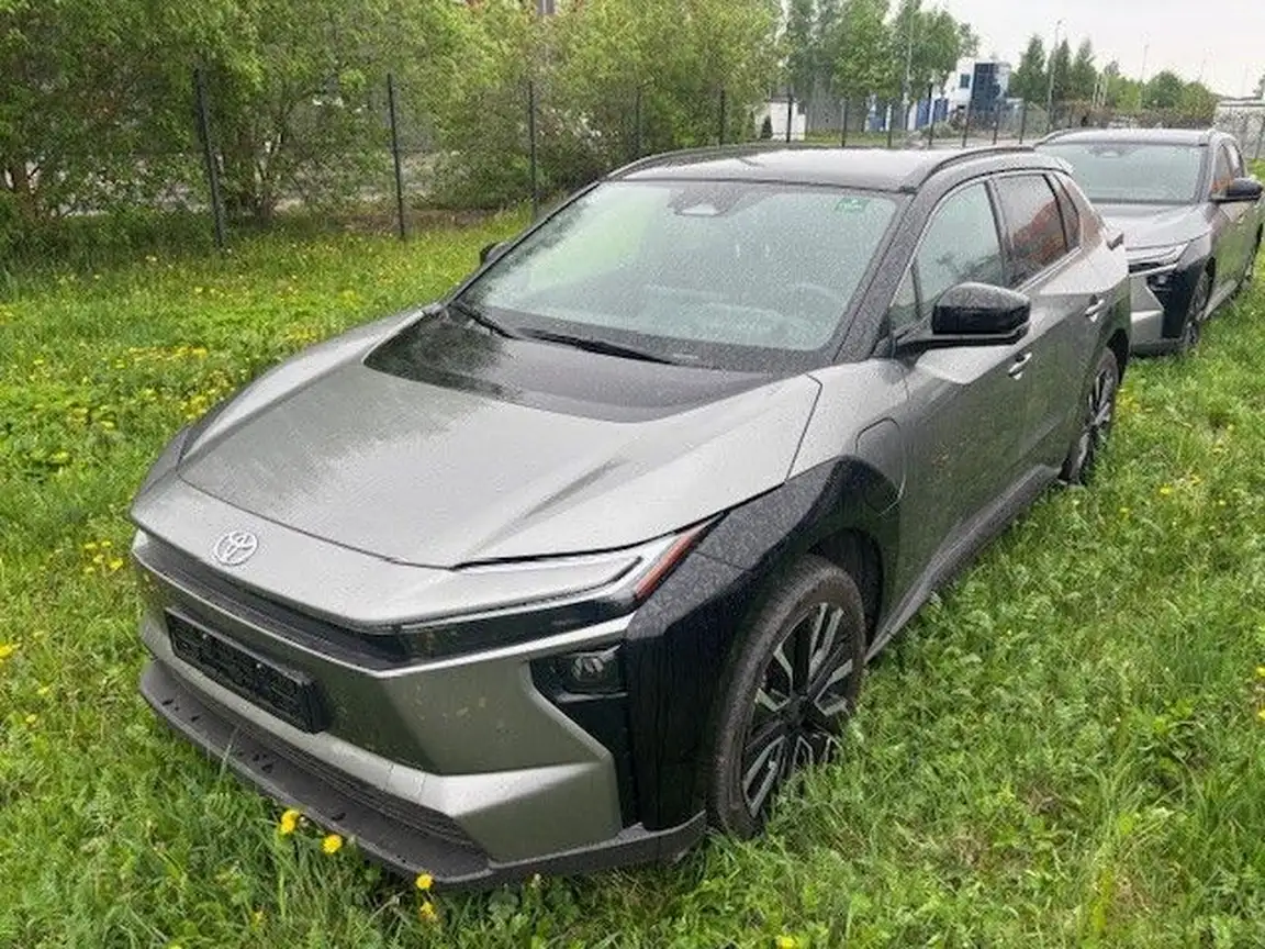 TOYOTA BZ4X
