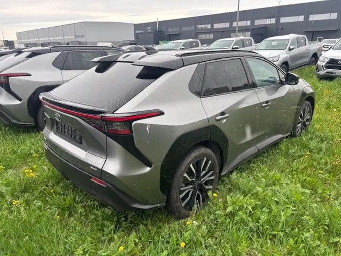 TOYOTA BZ4X