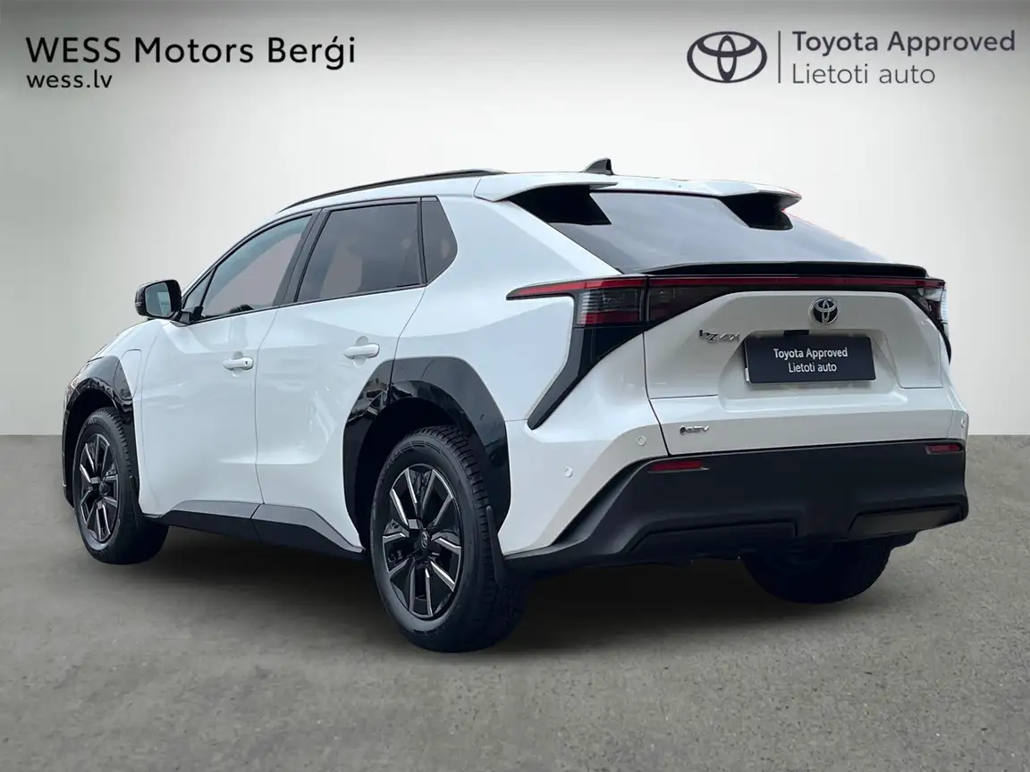 TOYOTA BZ4X