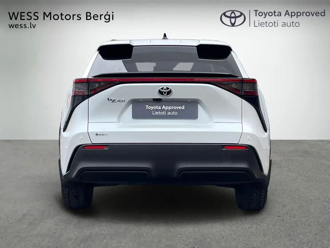 TOYOTA BZ4X