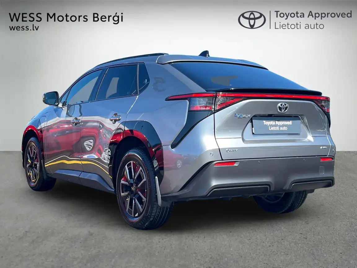 TOYOTA BZ4X
