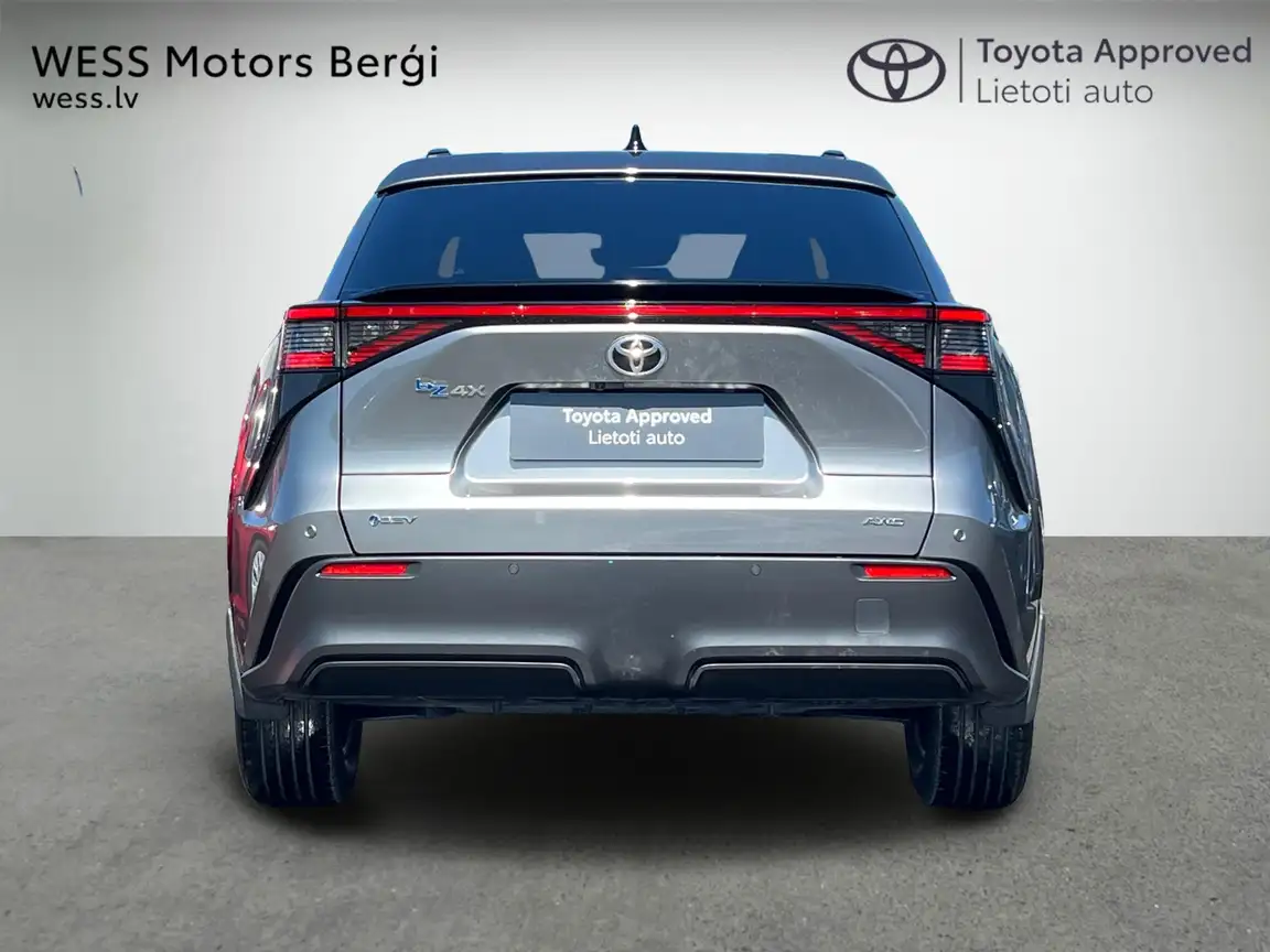 TOYOTA BZ4X