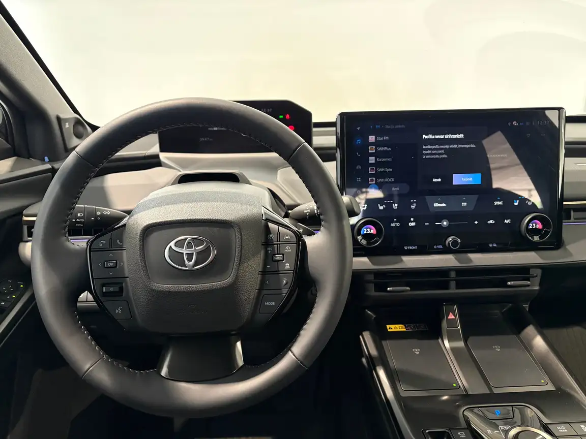 TOYOTA BZ4X