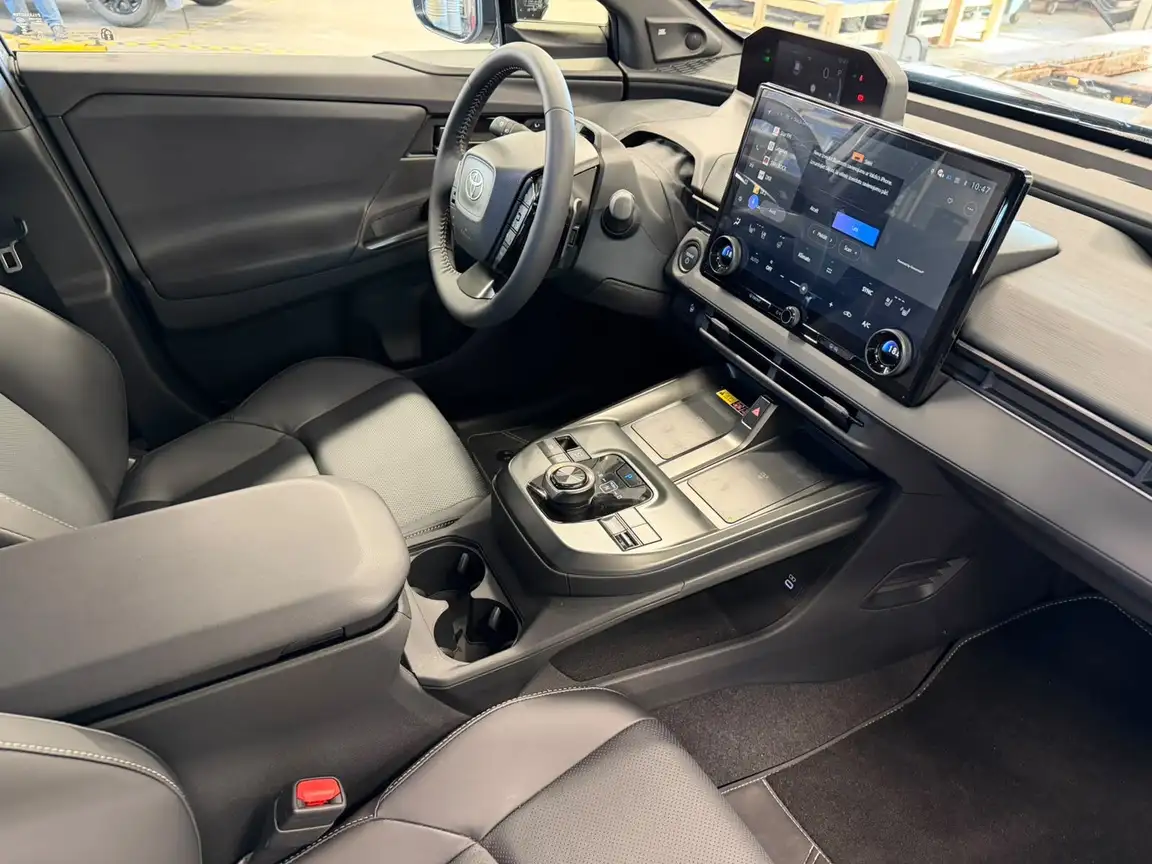 TOYOTA BZ4X