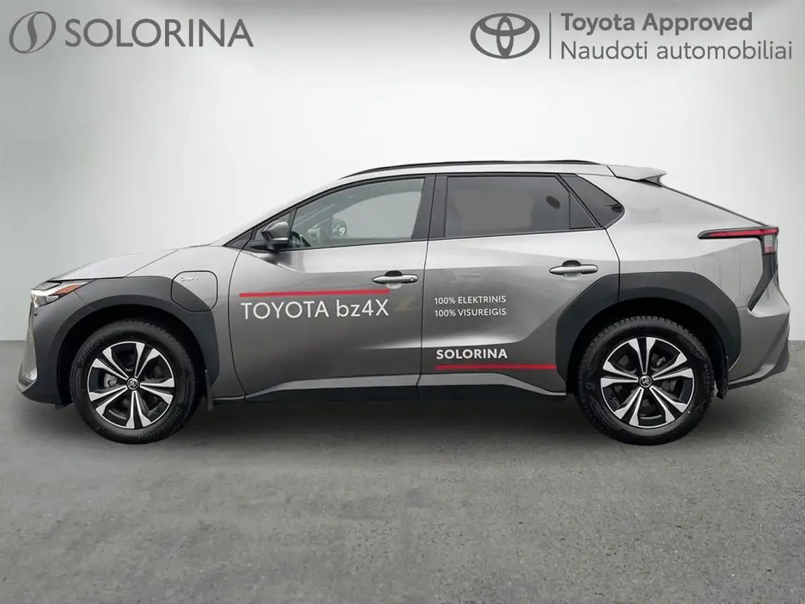 TOYOTA BZ4X