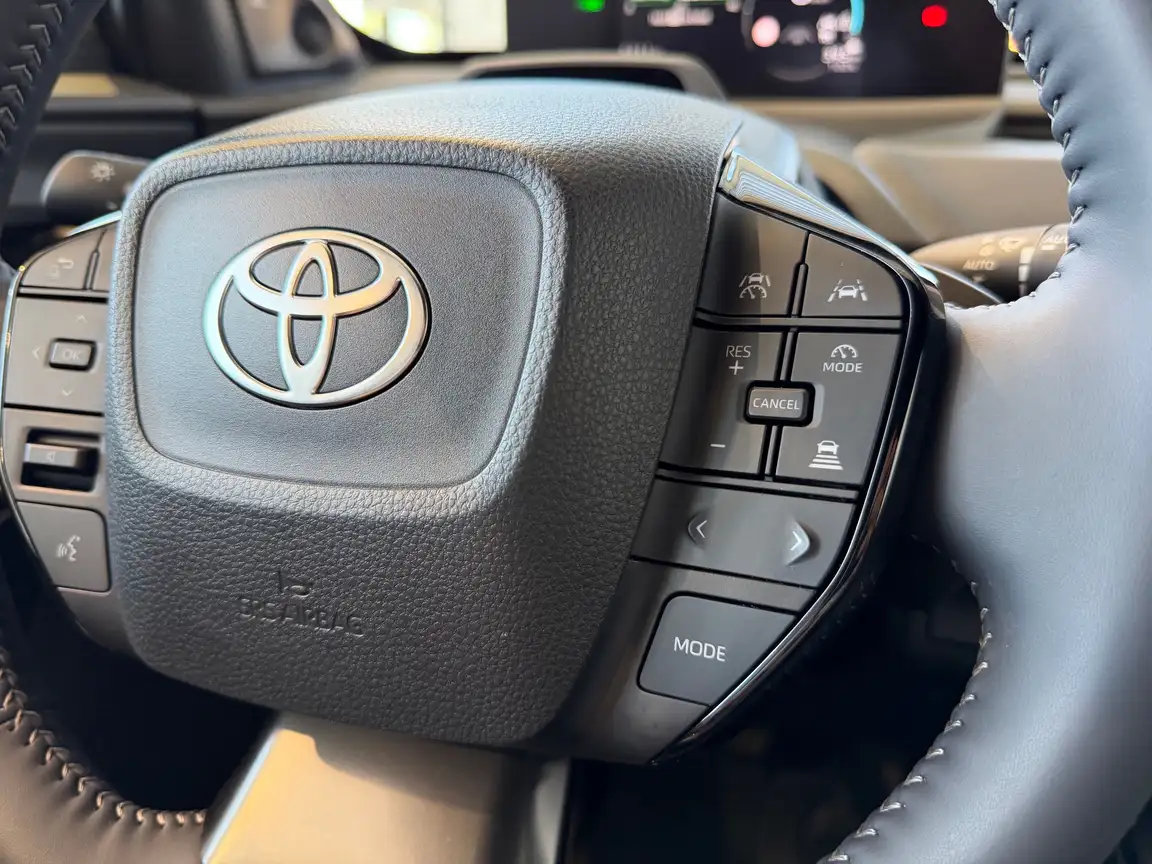 TOYOTA BZ4X