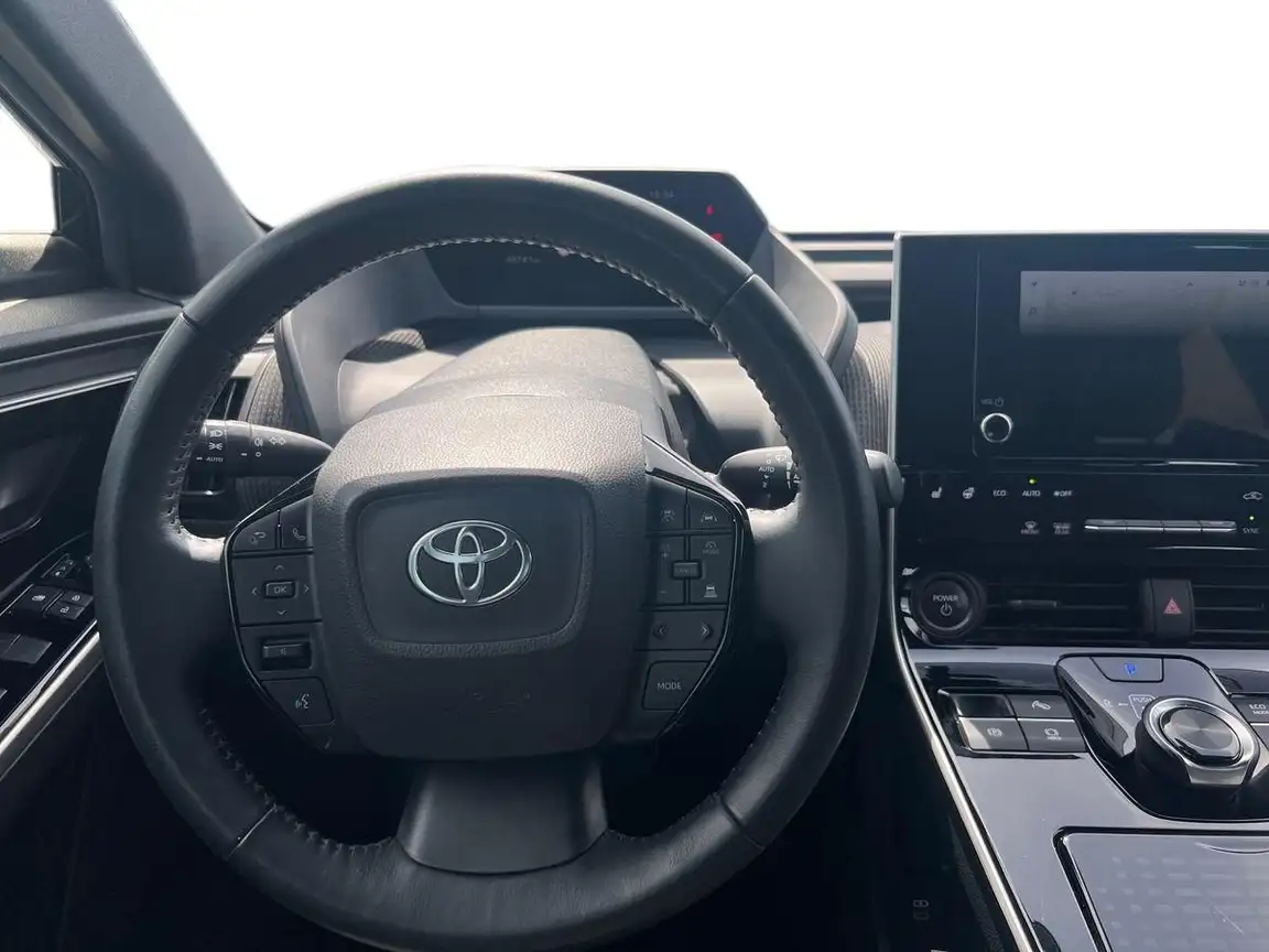 TOYOTA BZ4X