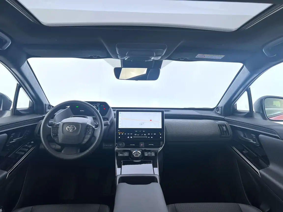 TOYOTA BZ4X