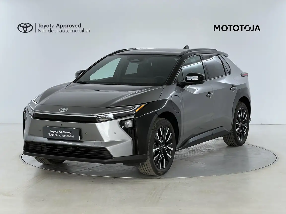 TOYOTA BZ4X