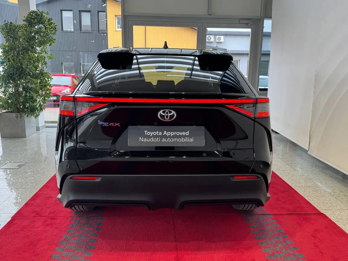 TOYOTA BZ4X