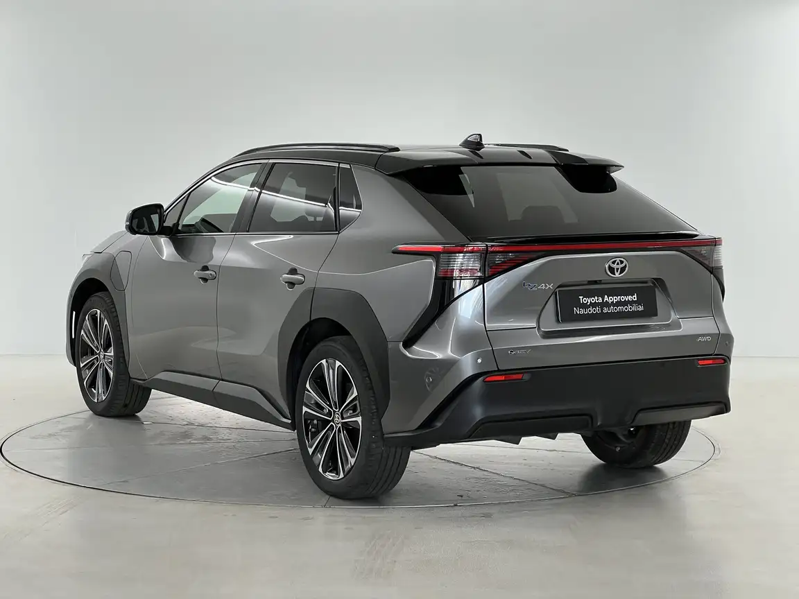 TOYOTA BZ4X