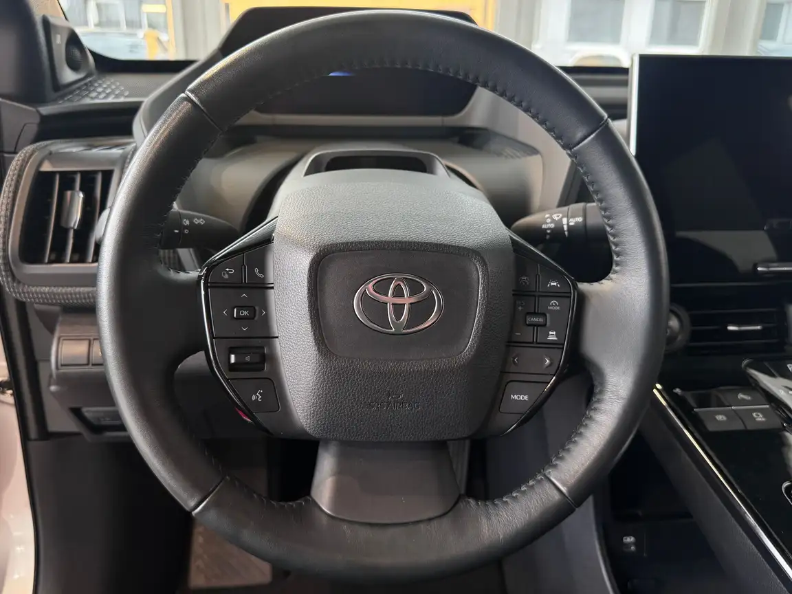 TOYOTA BZ4X