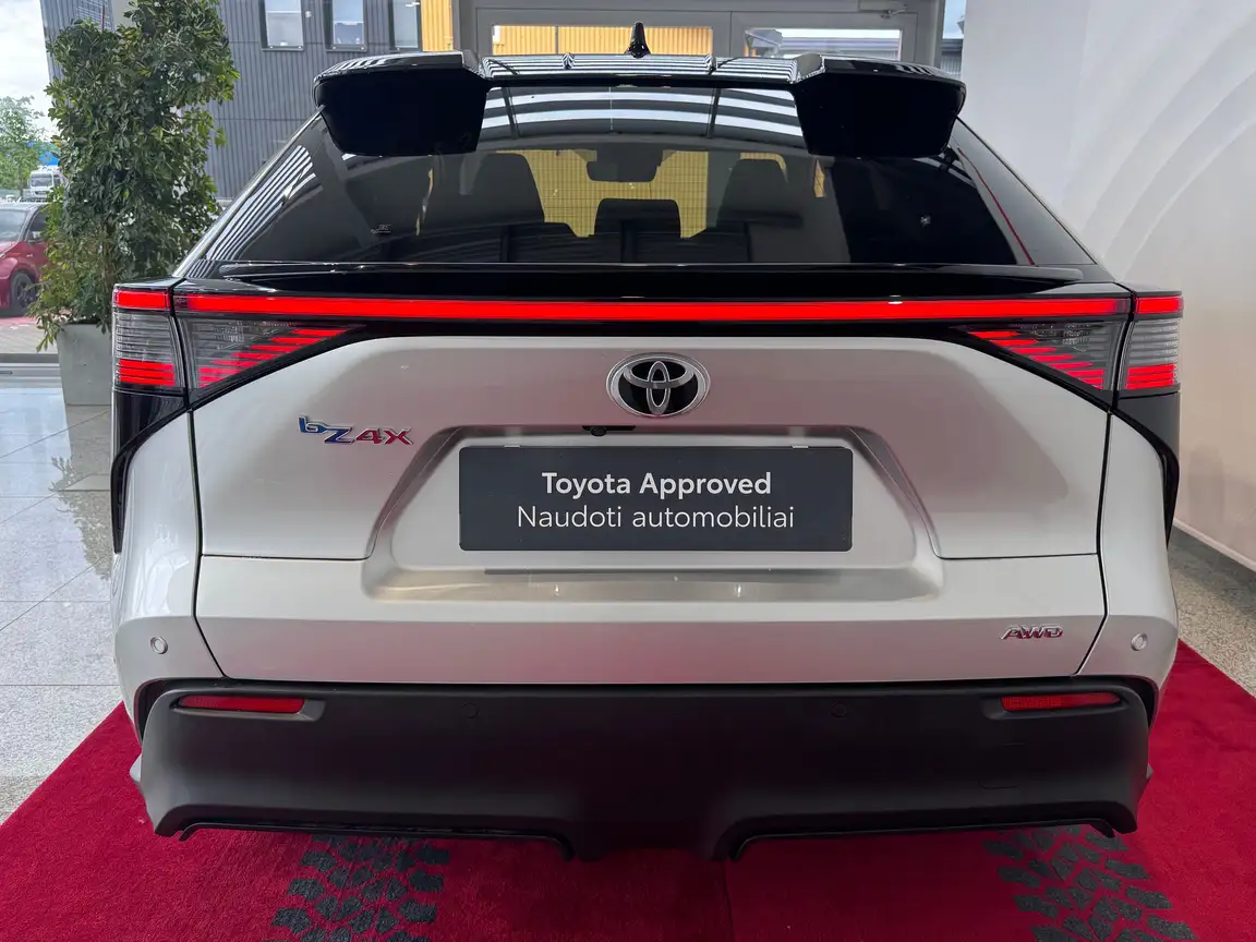 TOYOTA BZ4X