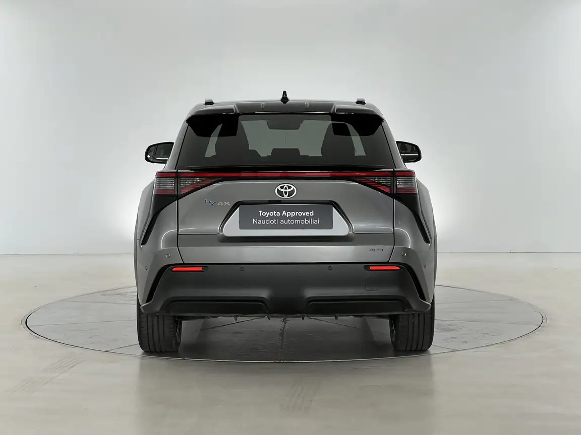 TOYOTA BZ4X