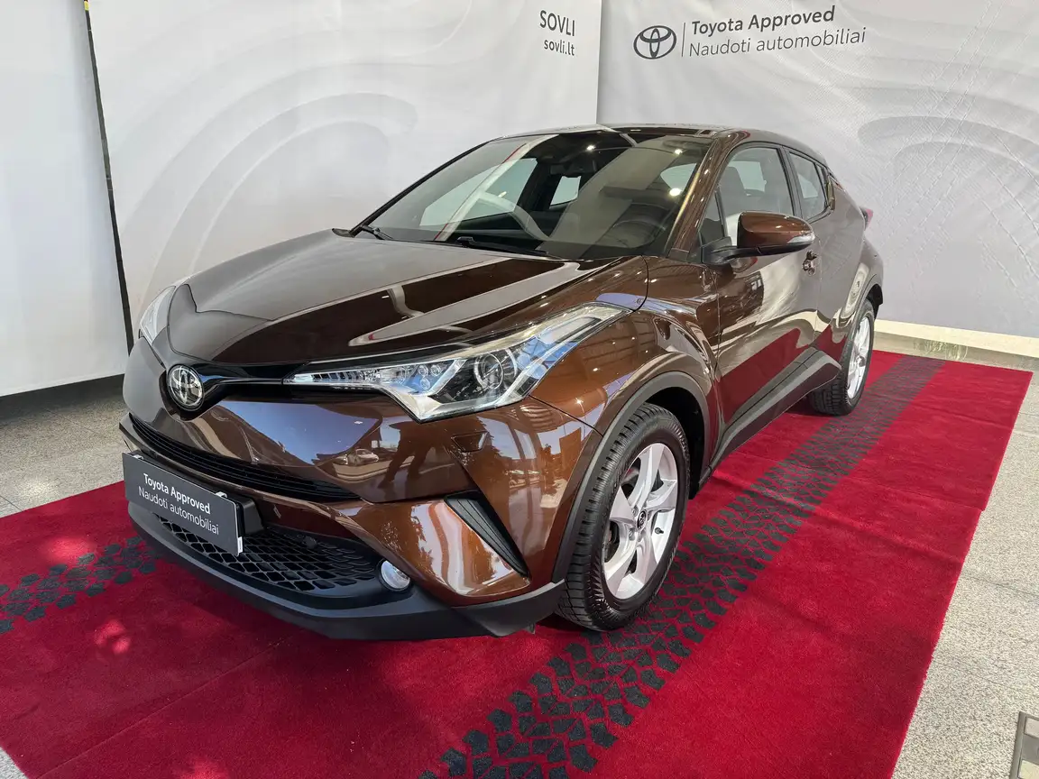 TOYOTA C-HR