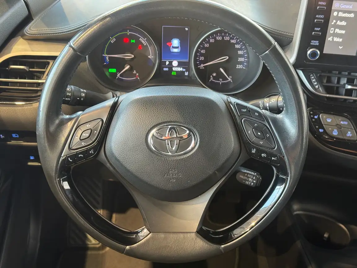 TOYOTA C-HR