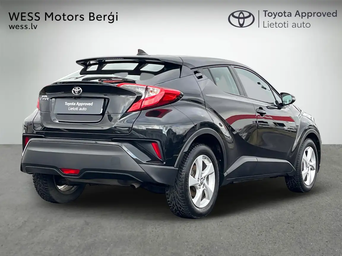 TOYOTA C-HR